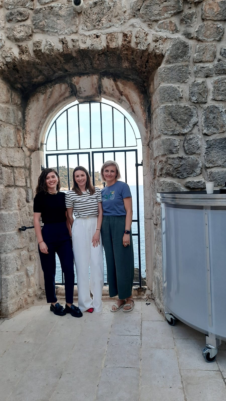 U srijedu 29. svibnja u Lazaretima je održana javna tribina “Daruj dom – postani udomitelj” u organizaciji Obiteljskog centra Područne službe Dubrovačko-neretvanske i HZSR PU Dubrovnik, a povodom Nacionalnog dana […]