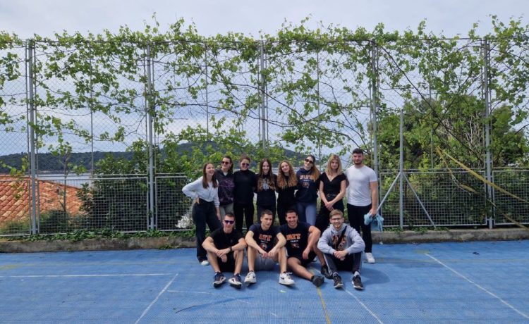 Studenti RIT-a sudjelovali u volonterskoj akciji s korisnicima Centra Maslina