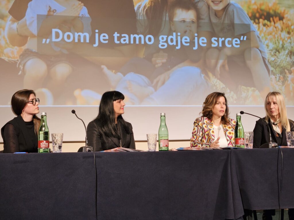 U srijedu, 22. studenog 2023., u dvorani Ivana Pavla II. održan je okrugli stol pod nazivom „Udomiteljstvo kao izazov”, a u sklopu projekta “Udomiteljstvo kao izazov – promocija udomiteljstva na [&hellip;]